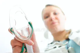 千万别拖！咳嗽超过两周，赶紧就医！伴随这些症状，或恐大病来袭图片