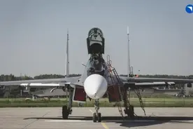 为了打败F-16，俄军祭出“超级苏霍伊”！顶配版苏-30到底多强？图片