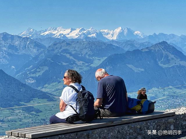 欧游杂记（5）‖ 齿轮火车几上几下瑞吉山，缆车凌空飞跃韦吉斯