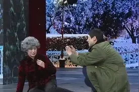 认怂了？南京摔倒老人讹人后续：完整视频曝出，老人儿子出面回应图片