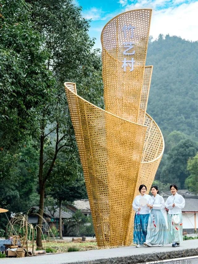 首个秋假怎么耍？不妨来一场从从容容、游刃有余的成都周边游