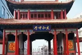 安徽省太和县一中和太和中学2024年高考清北7人，985院校169人图片