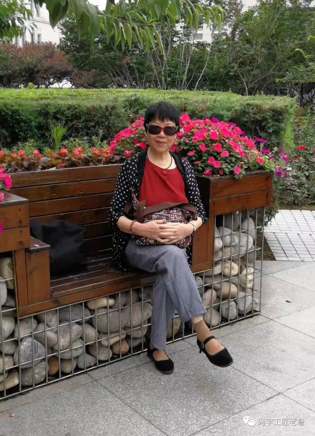 盛夏,我和杨乔在北戴河