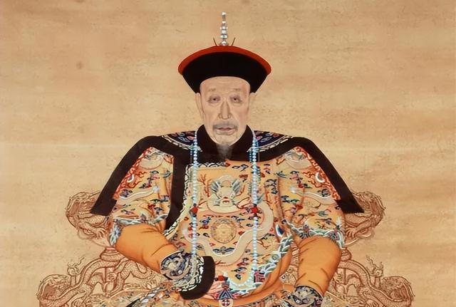 81岁乾隆突然召78岁妃子侍寝，太监惊恐：她牌子已经撤几十年了！