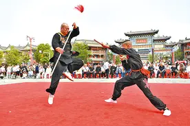 非遗武术展示“燃”动“五一”图片
