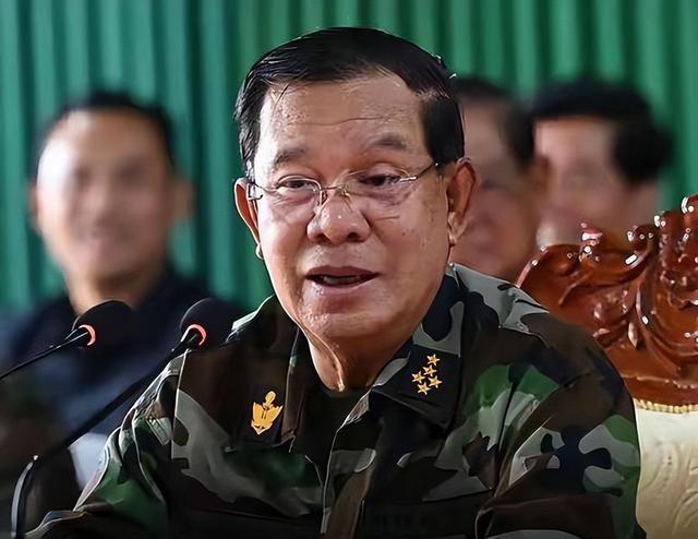 泰国发现情况不对，第三国势力进场帮柬埔寨？泰军用中文发表声明