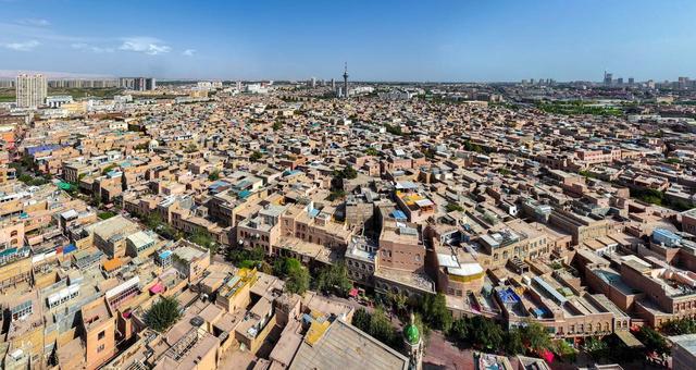 我是山东人，一家人去了趟新疆喀什，真有点想不明白这五件事