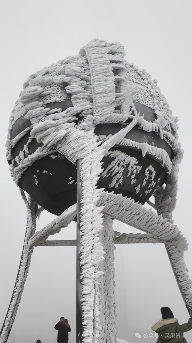 冰雪绘仙境 兴安两处雾凇奇观惊艳亮相