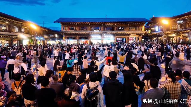 云南改名后成为赢家的县，原名默默无闻，如今火遍国内外！