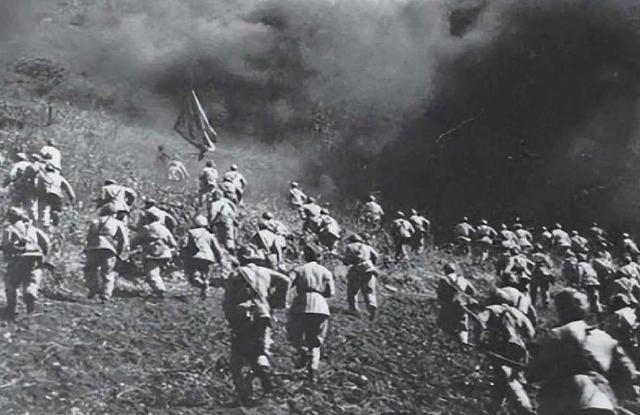 如果毛岸英不牺牲，毛主席会不会让他接班？历史早就给出了答案