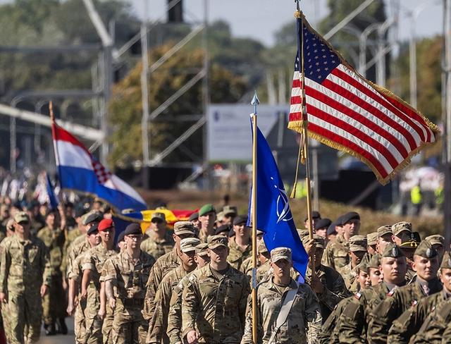 泽连斯基弱点被拿捏，美国发起倒计时，恐怕已后悔没听中国劝