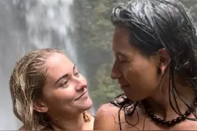 26岁澳洲女孩不远万里奔赴亚马逊丛林，与真人版泰山一起生活走红图片