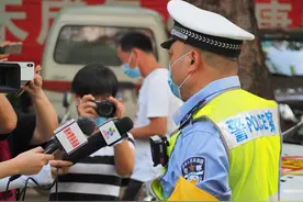 重庆警察学院2025年计划招生383人，比去年减少188人图片