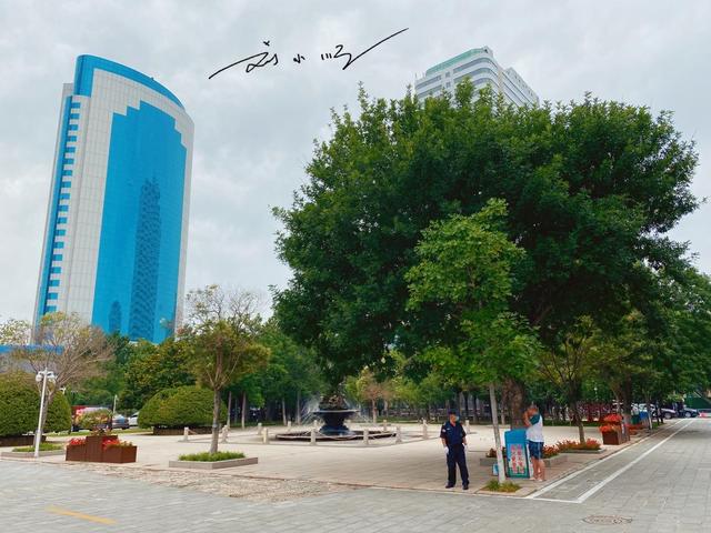 山东“最被低估”的海滨城市，夏天比济南凉快，风景不输青岛？