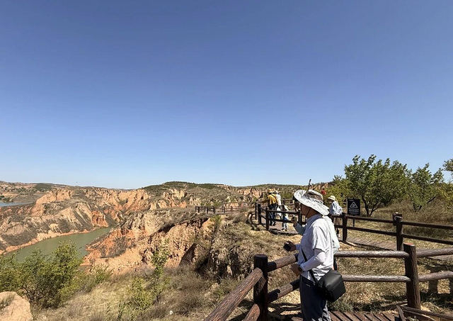 邂逅塞上风情｜古城揽韵、黄土探秘、治沙奇迹，榆阳三大景区“五一”交出亮眼答卷！