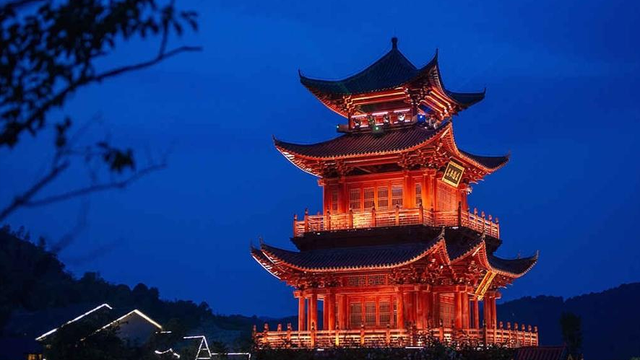 五一假期八大“坑人”景区出炉，每一个都名声在外，有你去过的吗