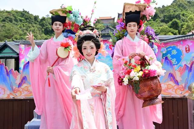 4月4日，莲花花神邂逅赛博机器人，邀您玩转观音山花朝节