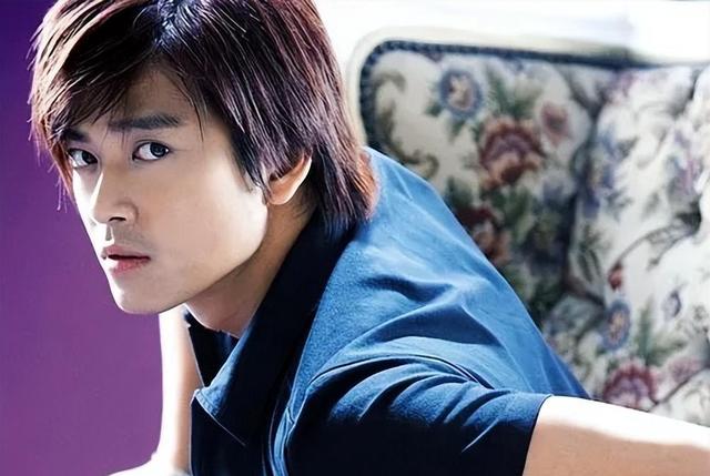 谢霆锋没想到，已备好寿衣和遗照的张柏芝，揭开了王菲仅剩的体面