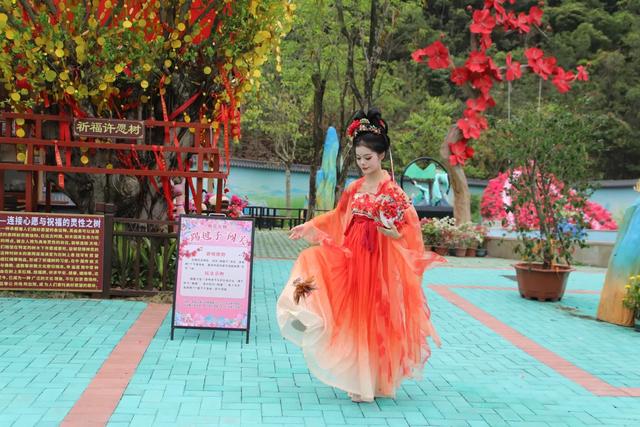 走,一起上春山!清明假期出发观音山,花神约您来见~