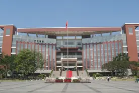 630分，选择深圳大学，放弃暨南大学，会不会后悔呢？图片