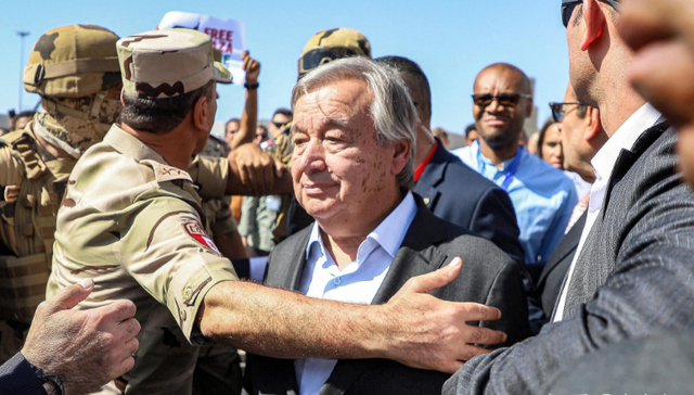 加沙停火隐形杀手，未爆弹致一死一伤，6000万吨废墟排雷仍需30年