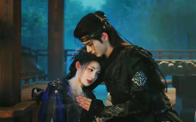 女演员长相有多重要？看《暗河传》35岁彭小苒和26岁杨雨潼就知道