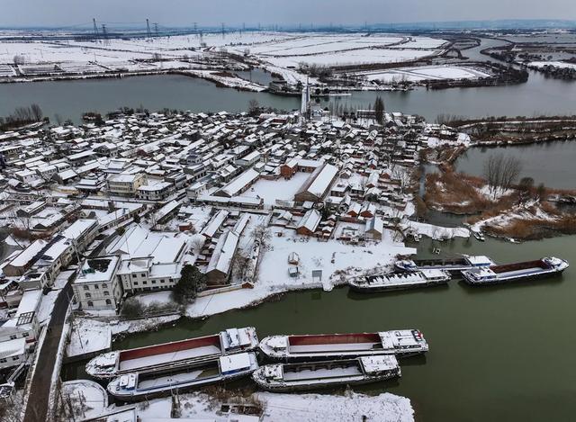 雪落女山湖,千年古镇换银装 | 嘉山秀水 自在明光