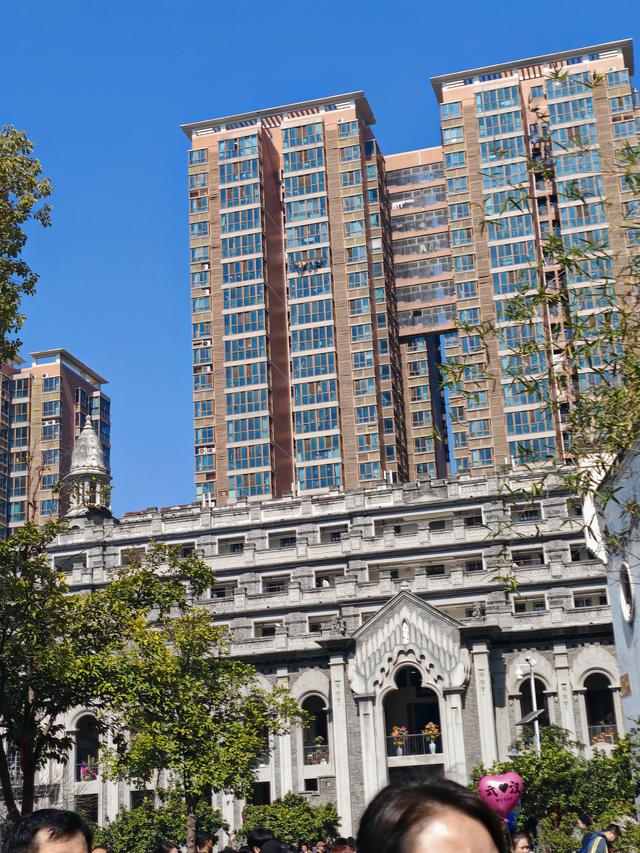 武汉的朋友们，这个字怎么读？“沌阳”大道！