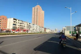 母亲葬礼上司仪连问两遍，我们姐弟默契点头，母亲娘家无一人前来图片