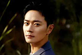 刚翻红就翻车？反噬比红利先来，曹骏的童年滤镜还能支撑多久？图片