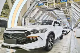 比亚迪：中原逐梦“郑”当时图片