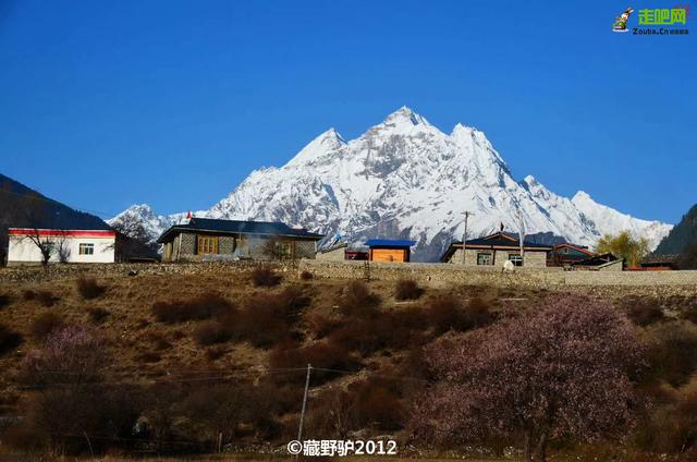 国内无敌！蝉联中国最美县域，这处藏地山水秘境，比瑞士美100倍