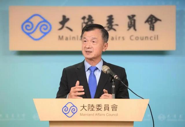 大快人心：“台独”头目终于被判重刑，台陆委急了，提出无理要求