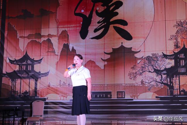 华阴市迷胡快乐苑参加2025潼关古城暑期纳凉晚会专场演出（组图）
