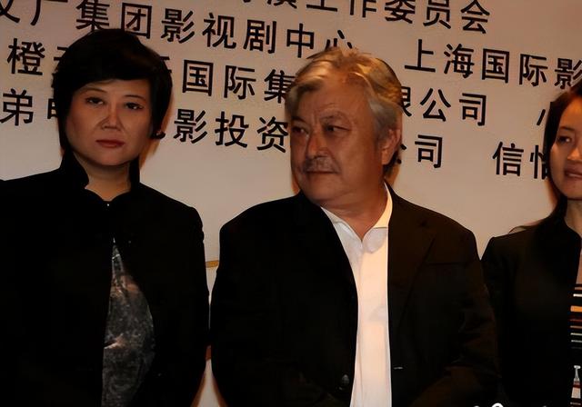 她长得太美被导演据为己有，同居27年无名无分，年仅63岁不治身亡