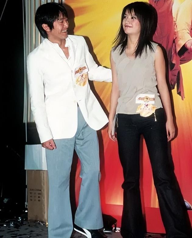 赵薇没想到，自己不止被圈内封杀，还有一件事，也让她面子挂不住