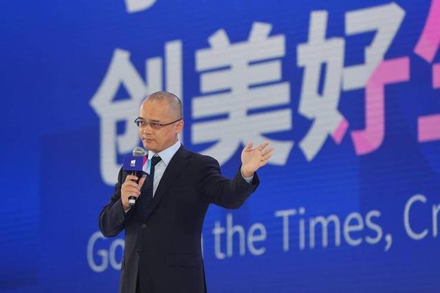 刘强东约接连被拒	，喊话美团，商城不是战场非要当仇人才能竞争？
