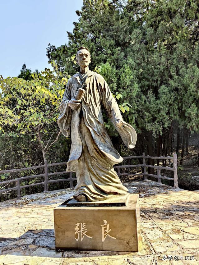 子房山藏三段传奇，昔日楚歌战场、日军据点，现为生态文化公园