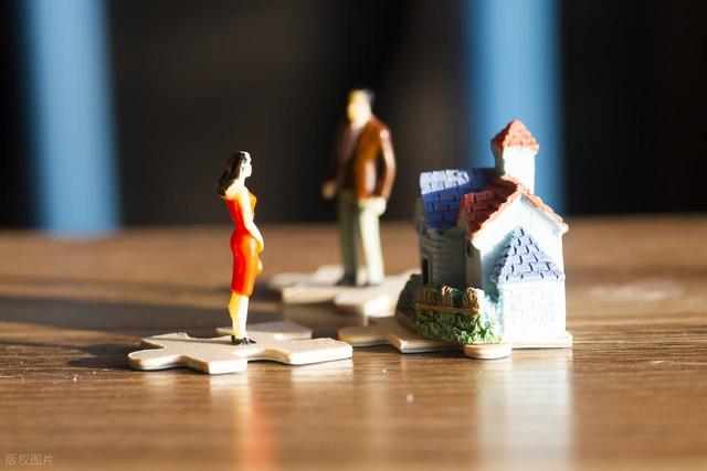 再婚落户遇拆迁分房	，离婚后能要吗？北京法院判例给答案