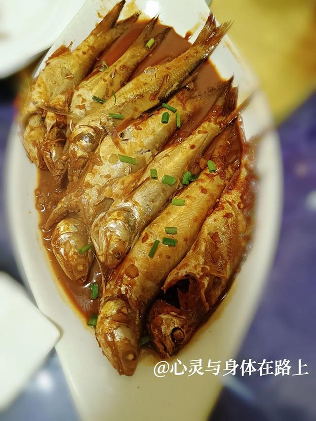 今日舟山行三件事：看房子、吃海鲜、探最美环海公路螺塘线。