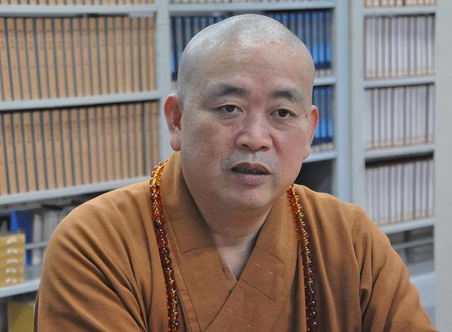 越扒越黑！掌控少林38年的释永信，私下有多豪，更恶心的还在后面