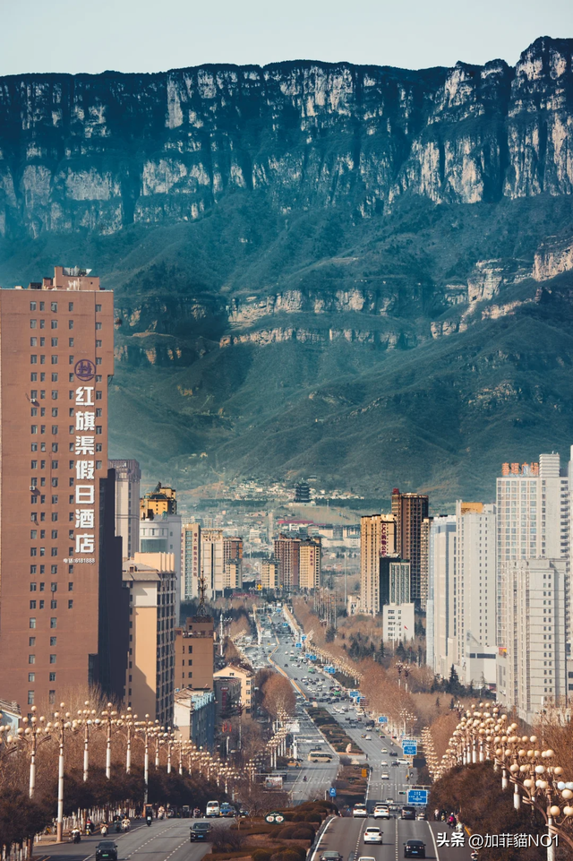 山西与河南交界有座城，山上是山西 山下是河南，去过的人无不惊叹