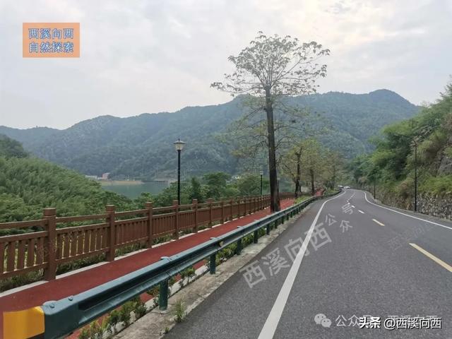 神似布达拉宫，富阳这个小村的房子造的很有气势，附近还有溶洞