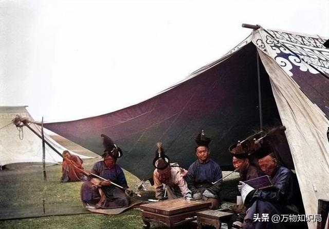 美国博物馆发现罕见照片！120年前的蒙古人，居然是这样子！