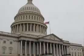 美 54% 关税、制造业回流梦碎，财长一句话道出死磕中国真相图片