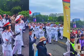 中国顶级名校校庆为何像暂七师军乐队？什么都学点就是四不像图片