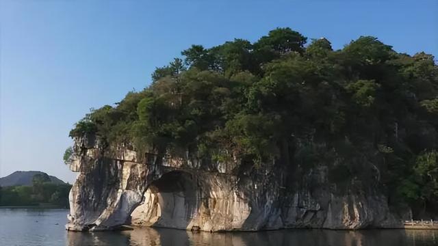 跟随影视剧走读桂林！除了《阵地》，这些热门影视剧也是在桂林拍的！