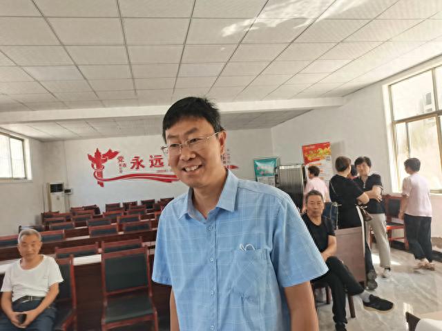 书画名家捐赠墨宝 助力乡村文化建设