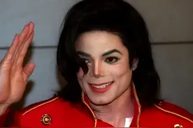 1987年日本记者问杰克逊：为何不去中国办巡演？他的回答令人意外图片