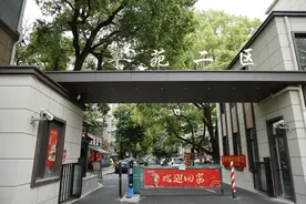 谁用谁付钱！西湖区一社区装上“租赁”电梯，破解老旧小区“上下楼难题”图片